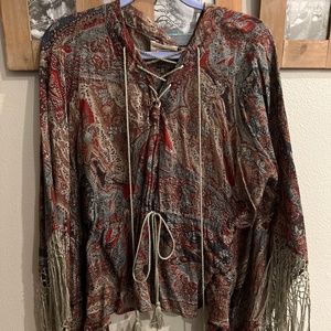 Beautiful Ralph Lauren Top!